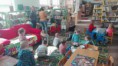 /album/dna-2-4-2019-sme-navstivli-malokarpatsku-kniznicu-v-pezinku-kde-sme-sa-dozvedeli-vela-novych-veci-o-knihach-a-vyrobili-sme-si-aj-zalozky-do-knihy/img-20190402-103523-jpg/