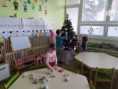 /album/15-12-2021-vianocny-stromcek-zdobenie/img-20211215-080247-jpg/