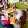 /album/5-2-2023-karneval-v-cms/20240205-094217-jpg/